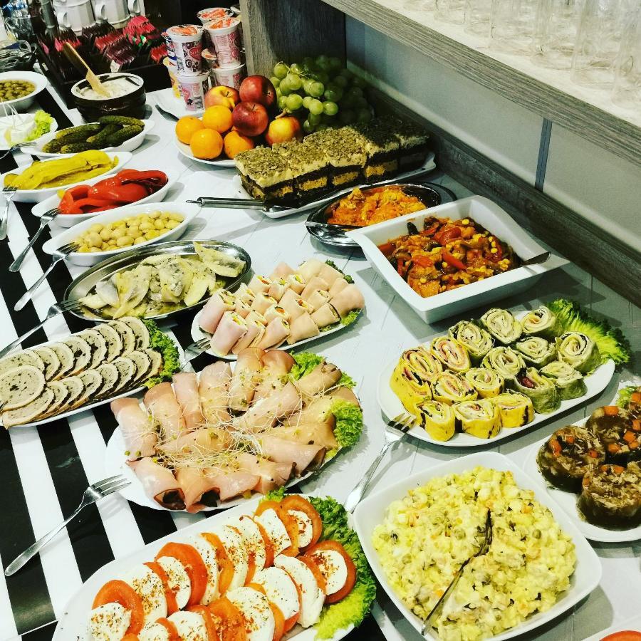 Hotel Aquarius Restaurant Wellness Spa 切霍齐内克 外观 照片