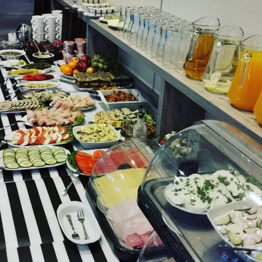 Hotel Aquarius Restaurant Wellness Spa 切霍齐内克 外观 照片